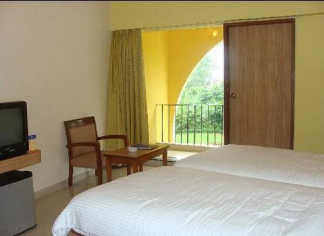 Sahil Sarovar Portico Lonavla Zimmer foto
