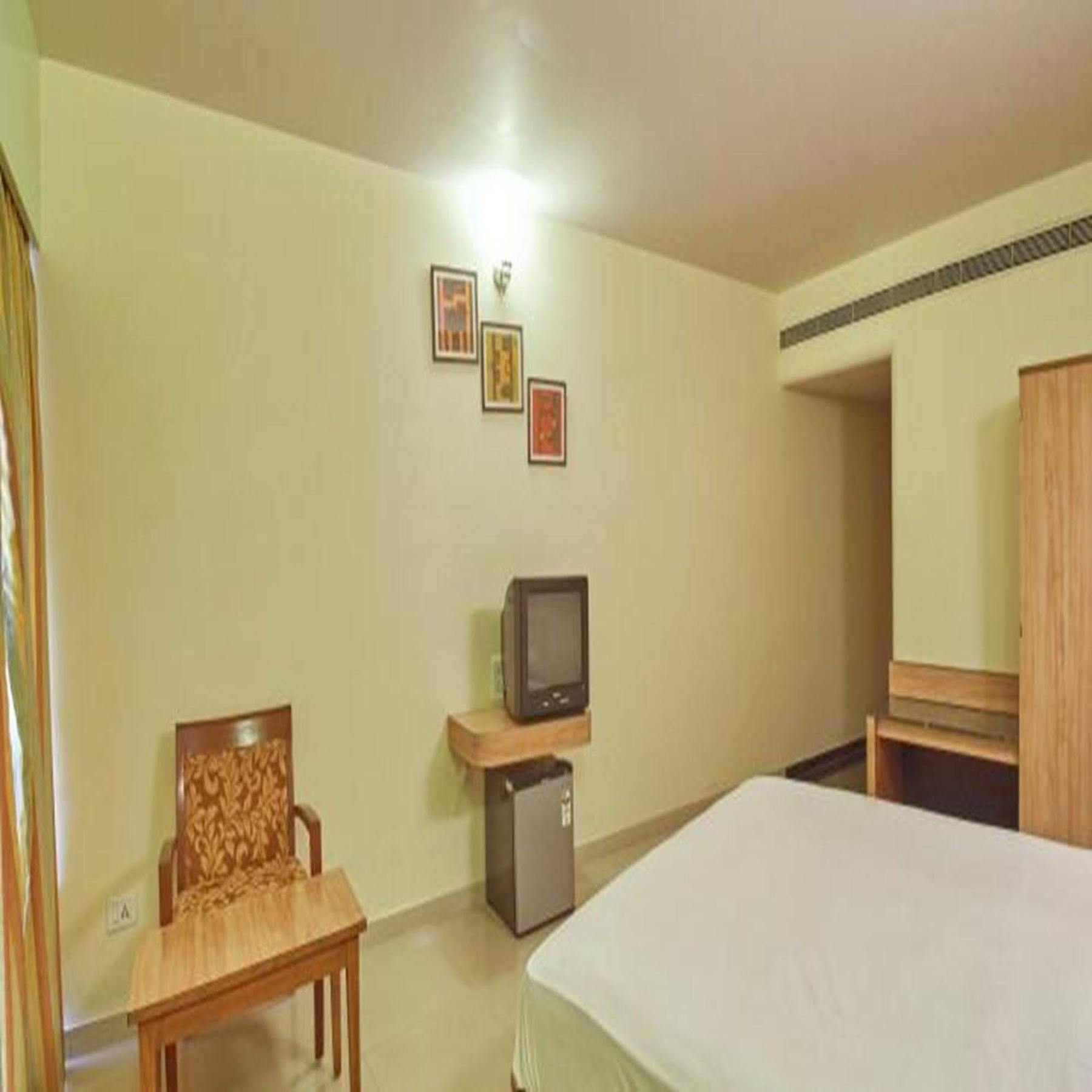 Sahil Sarovar Portico Lonavla Exterior foto